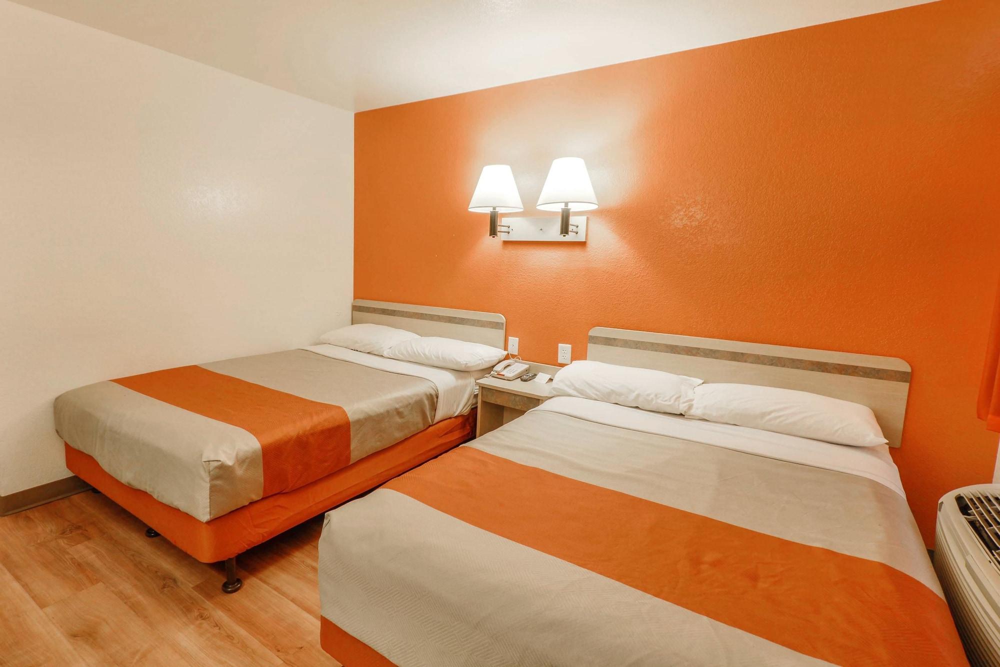 Motel 6-Huntsville, Tx Экстерьер фото