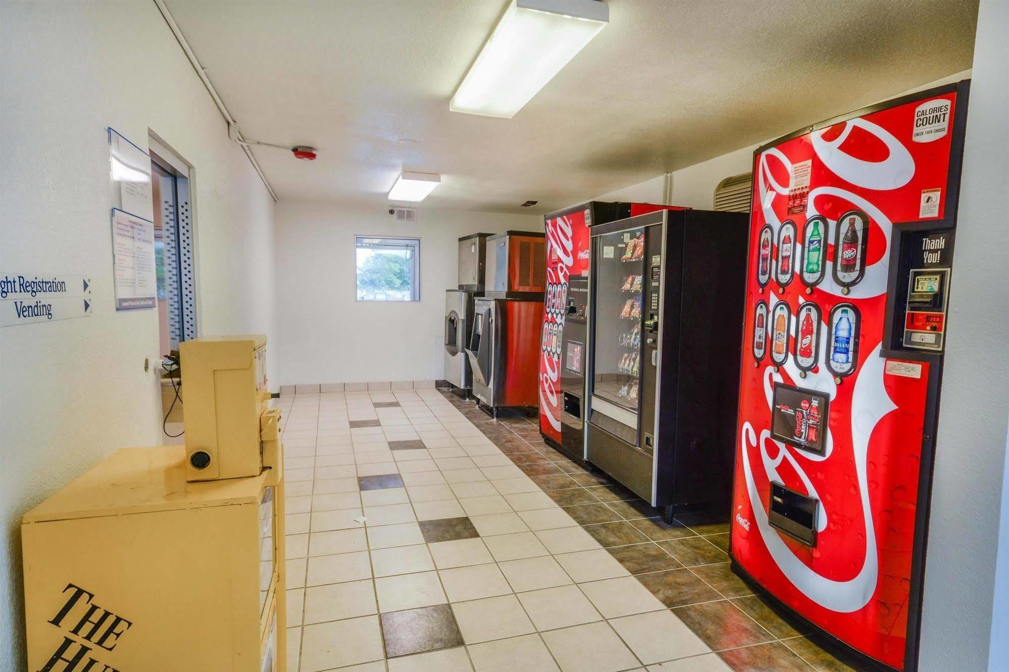 Motel 6-Huntsville, Tx Экстерьер фото